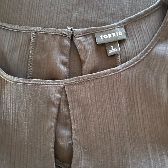 Dressy Tank Top - Picture 3 of 3